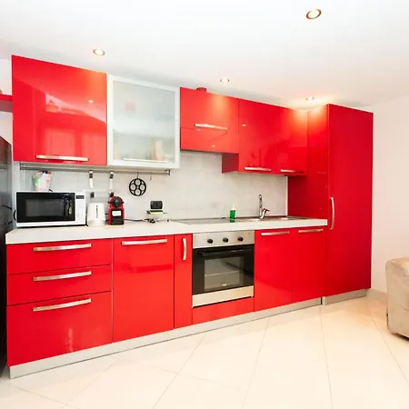 Apartment 5 Pers Parking Wifi Ac *